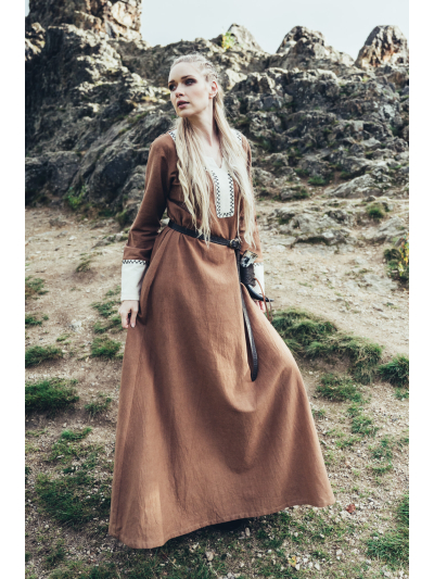 Trollfelsen Leonardo Carbone Wikinger Kleid Freya Sand _5_